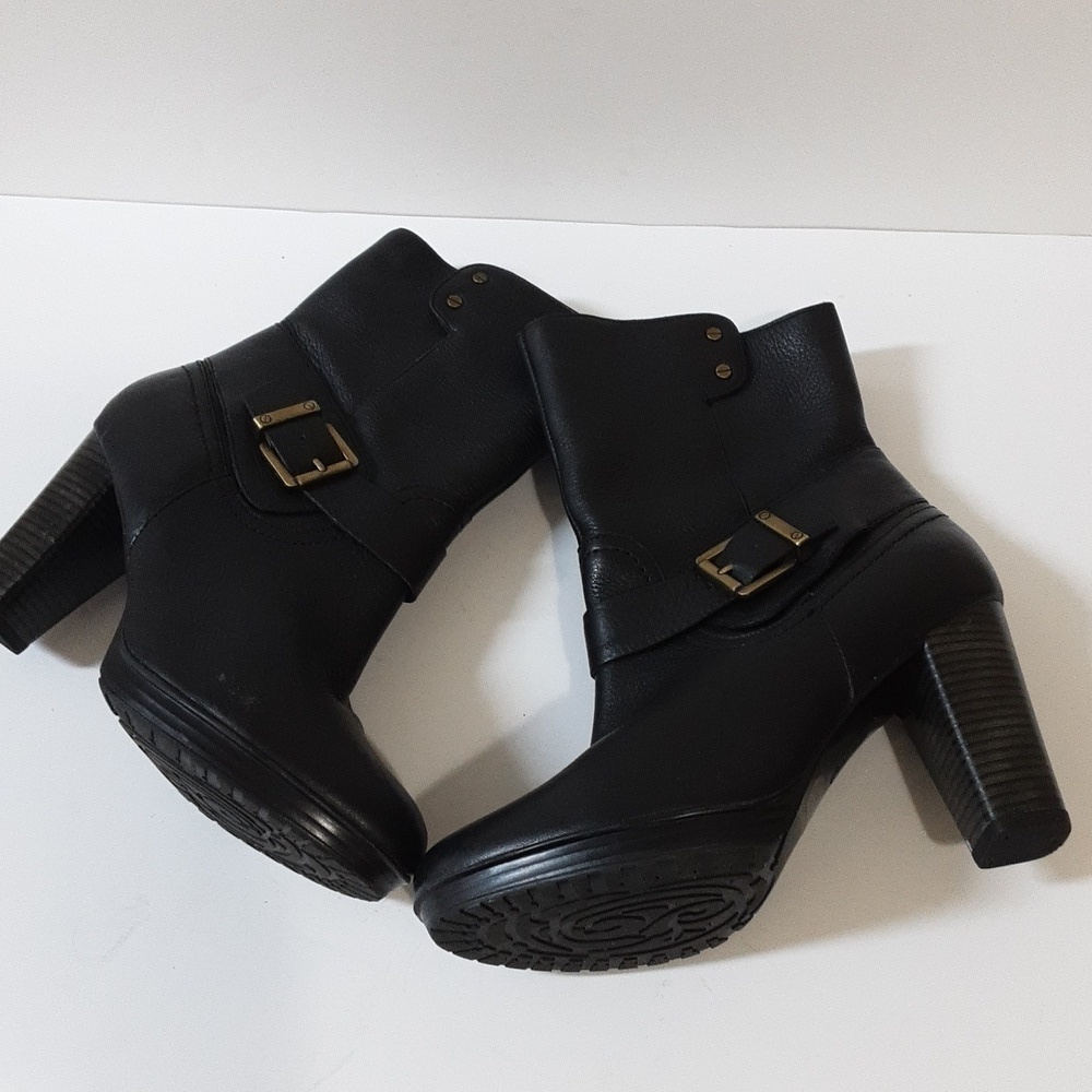 Clarks indigo ankle booties women 9M healed black leather festival rodeo casual